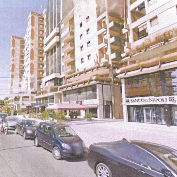 immobile ufficio all'asta in Via Camillo Rosalba 47/i - 70124 Bari (BA) - 1
