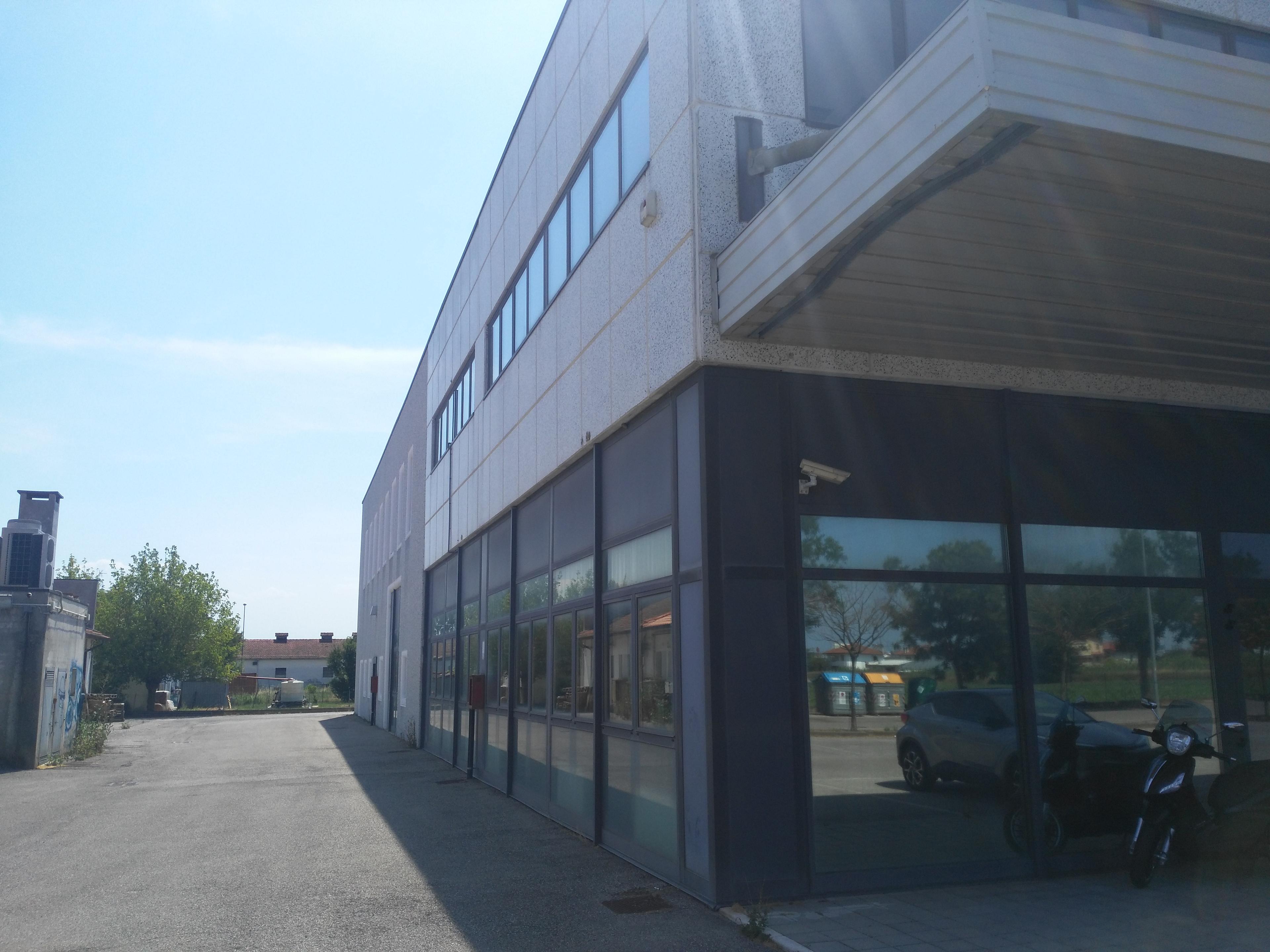 immobile attivita commerciale all'asta in Via Oslo Nuova N 5 - 47039 Savignano sul Rubicone (FC) - 3