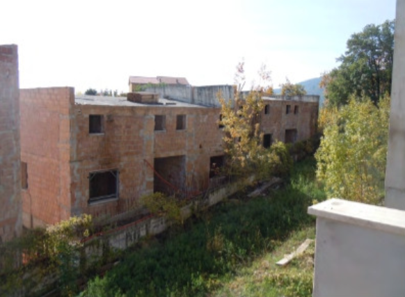 immobile terreno all'asta in STRADA PROVINCIALE 33a LOC LE PRATE CANCELLO ROSSO - 00030 San Vito Romano (RM) - 2