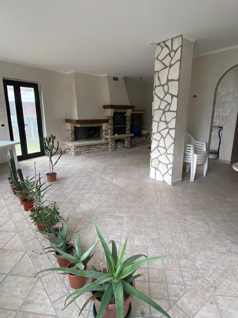 immobile villa all'asta in Via Aldo Moro n° 13 - 65026 Popoli (PE) - 1