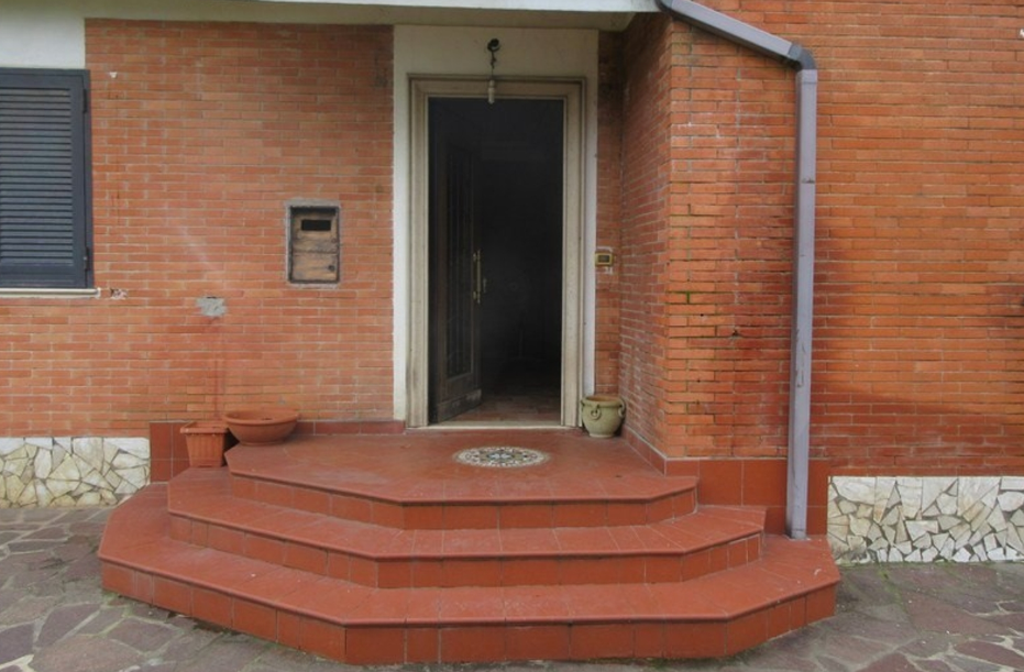 immobile VILLA ALL'ASTA IN VIA ESINO, APRILIA (LT) - 1