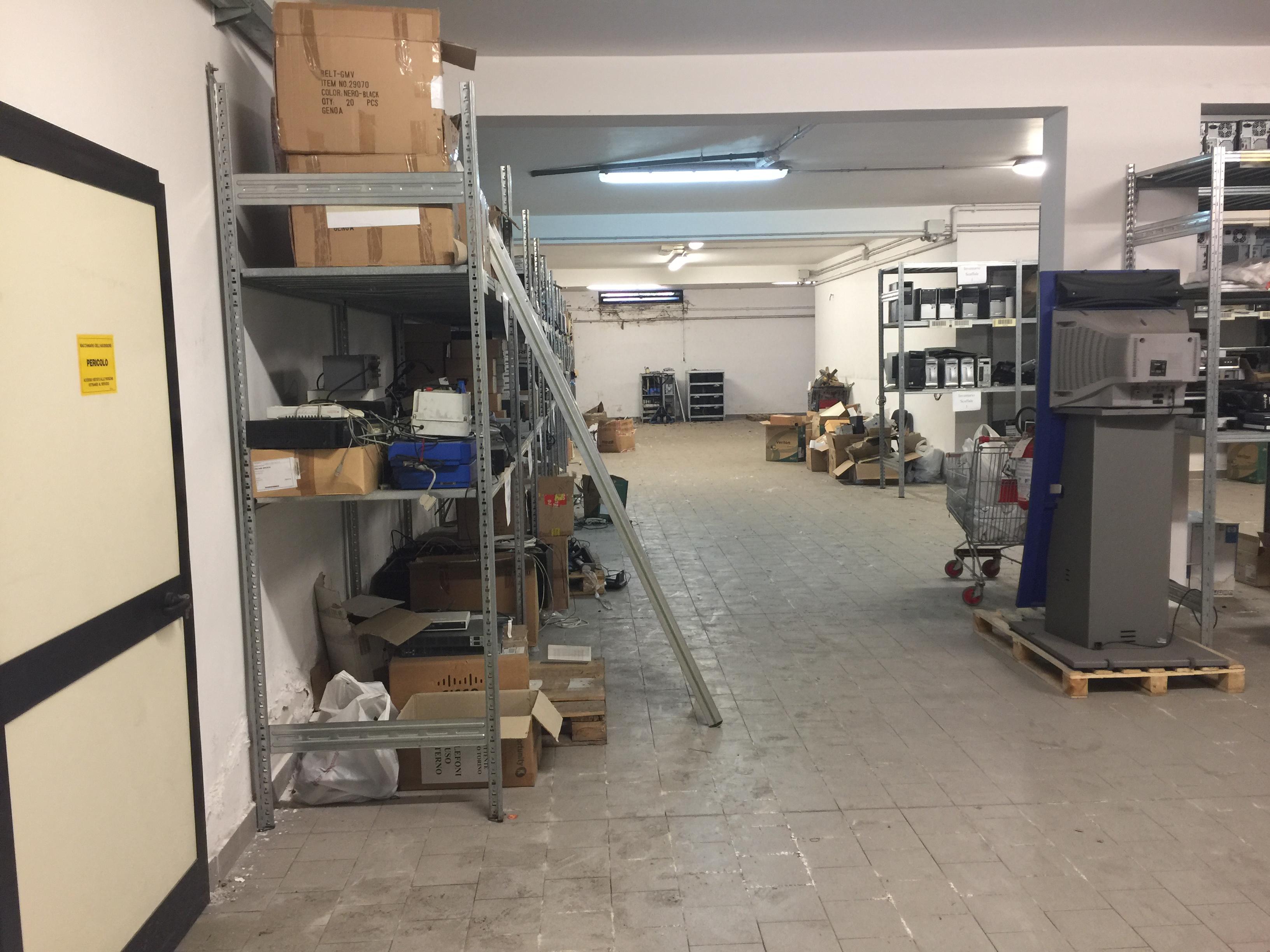 immobile attivita commerciale all'asta in Via Roberto Murolo, 3 - 81030 Orta di Atella (CE) - 1