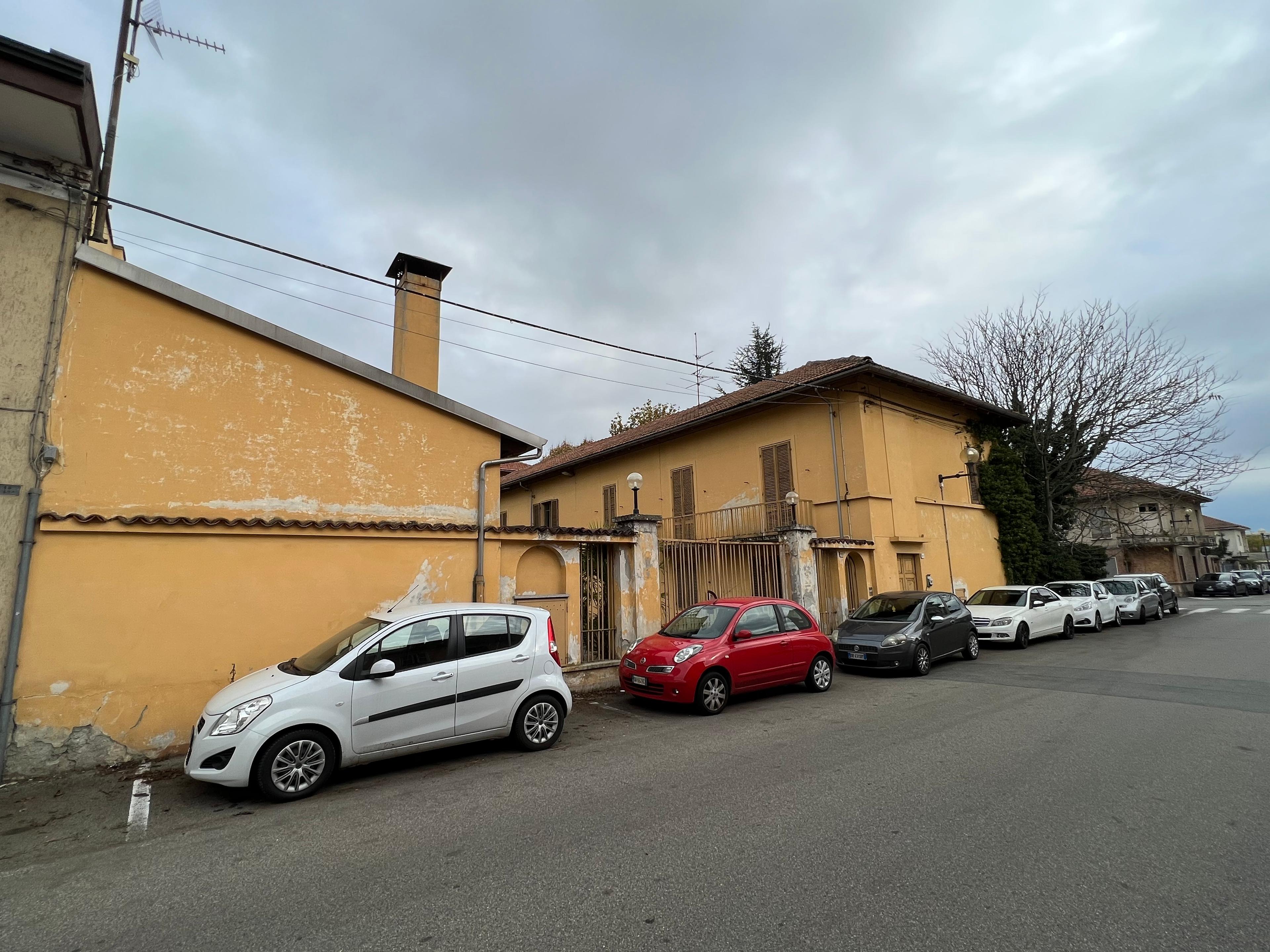 immobile attivita commerciale all'asta in Corso Nuova Italia n 10 - 13048 Santhià (VC) - 1