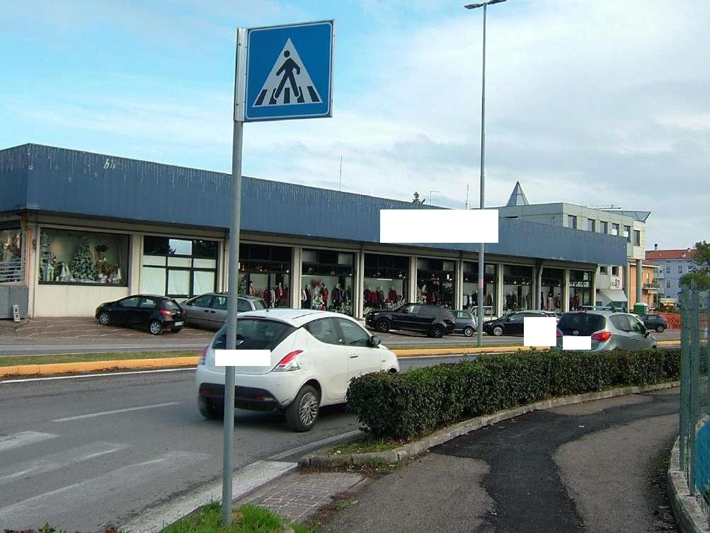 immobile magazzino all'asta in Via A Ponchielli snc - 61100 Pesaro (PU) - 1