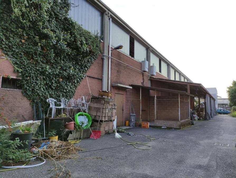 immobile attivita commerciale all'asta in Via Resegone 3 - 22070 Locate Varesino (CO) - 5