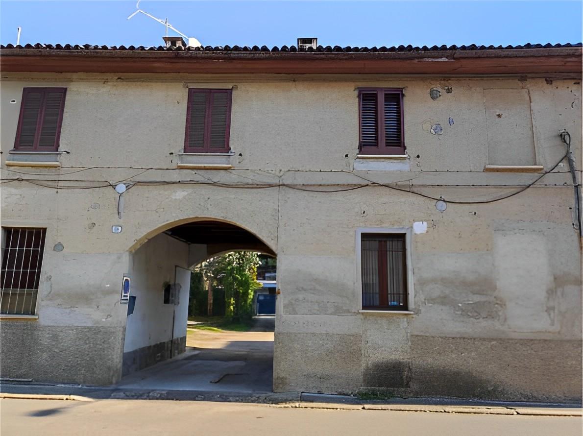 immobile CASA A SCHIERA IN ASTA IN VIA S.SEBASTIANO, PARABIAGO (MI) - 2