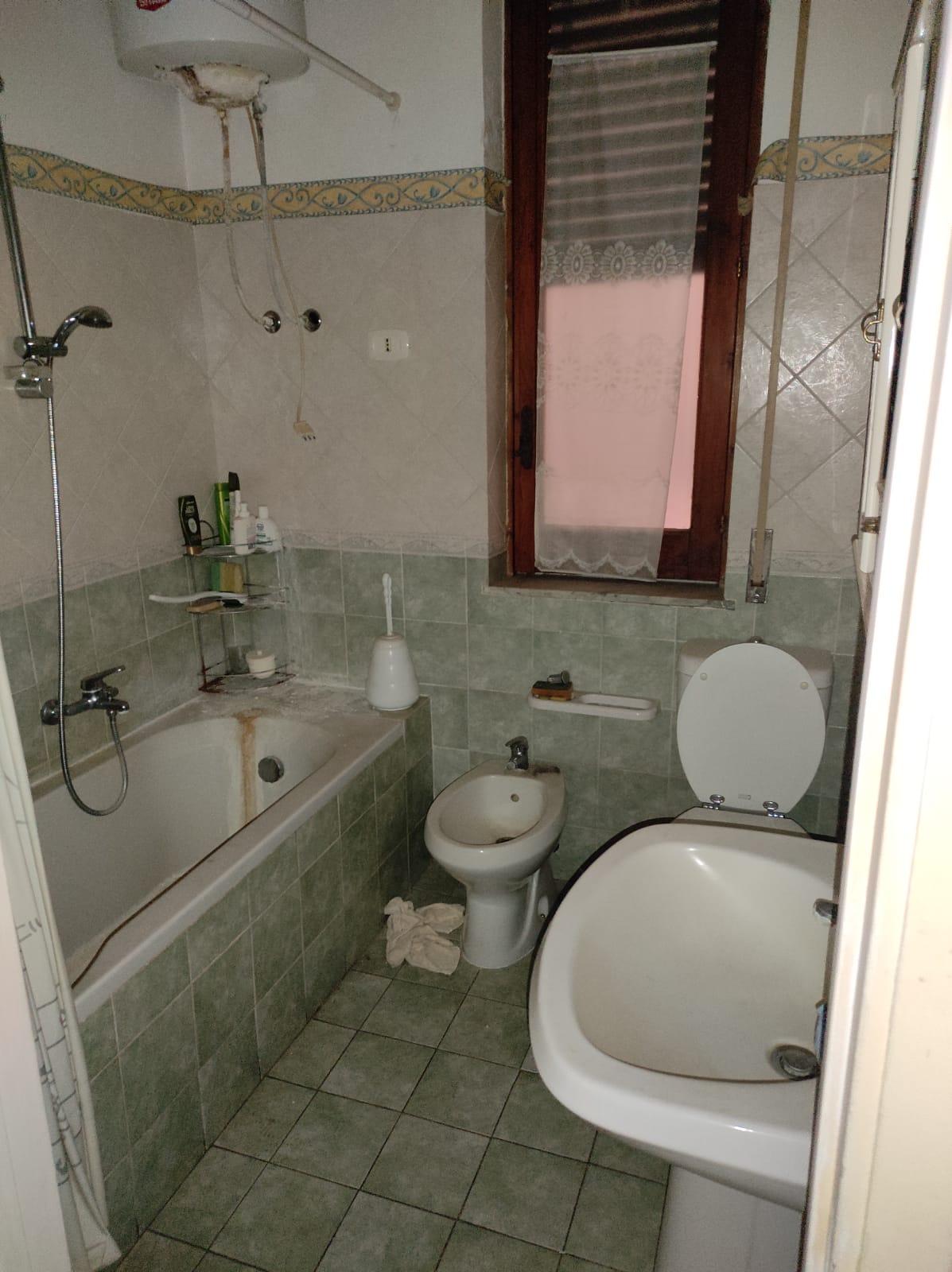 immobile appartamento all'asta in via Roma 56 - 95038 Santa Maria di Licodia (CT) - 4