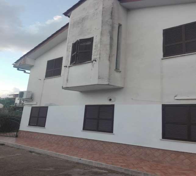 immobile villa all'asta in Via Stura n 36 - 04011 Aprilia (LT) - 2