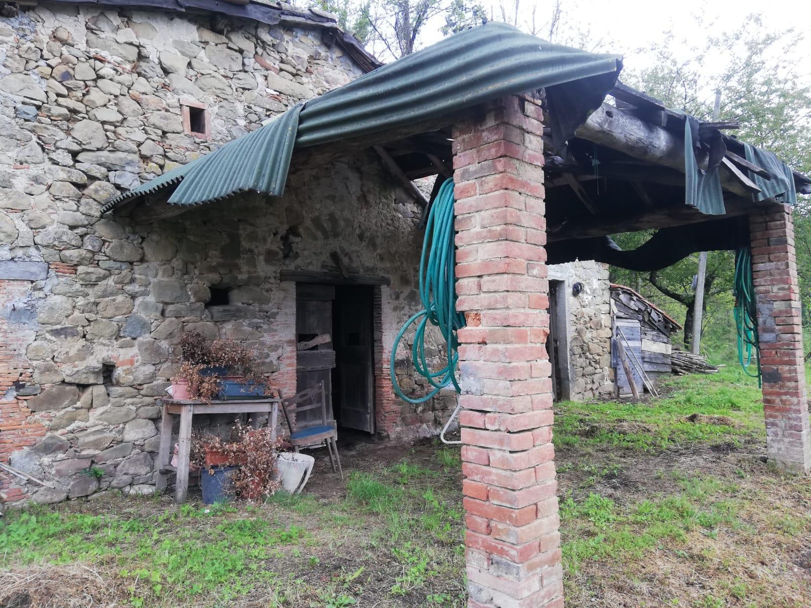 immobile magazzino all'asta in LOCALITA' IN BUGGINA SNC - 55032 Castelnuovo di Garfagnana (LU) - 2