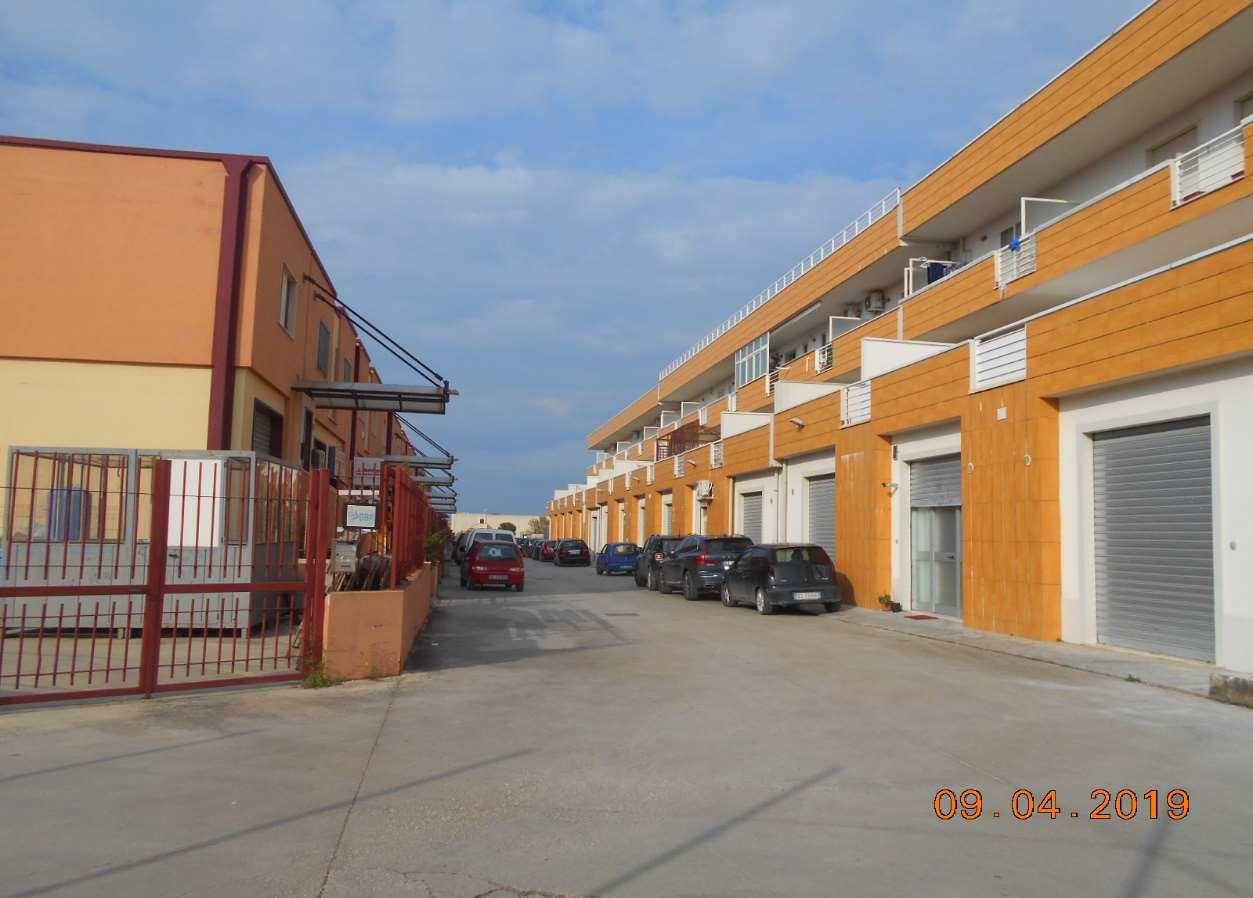 immobile laboratorio all'asta in Via delle Casermette - 71100 Foggia (FG) - 2