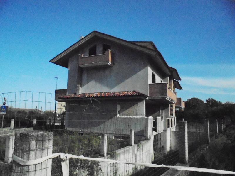 immobile casa singola all'asta in Via Cincinnato - Frazione Passo del Mulino - 64016 Sant'Egidio alla Vibrata (TE) - 3