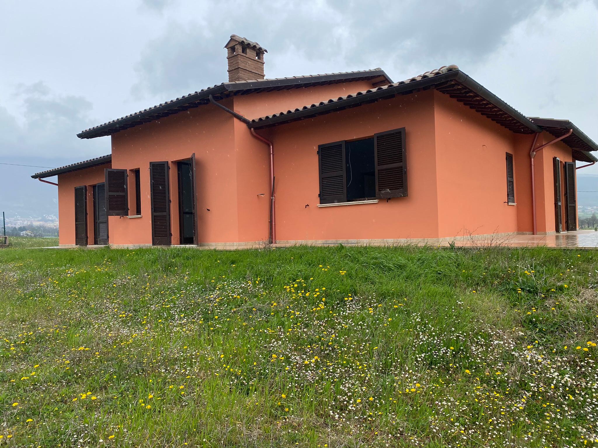 immobile villa all'asta in Villetta unifamiliare con corte esclusiva - Via Case Pennoni Gualdo Tadino (PG) - 3