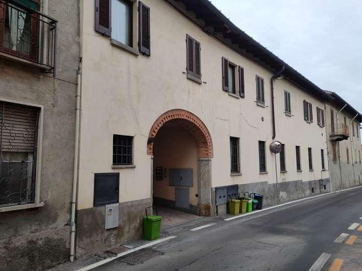 immobile appartamento all'asta in Via Giuseppe Garibaldi 19 - 21040 Jerago con Orago (VA) - 1