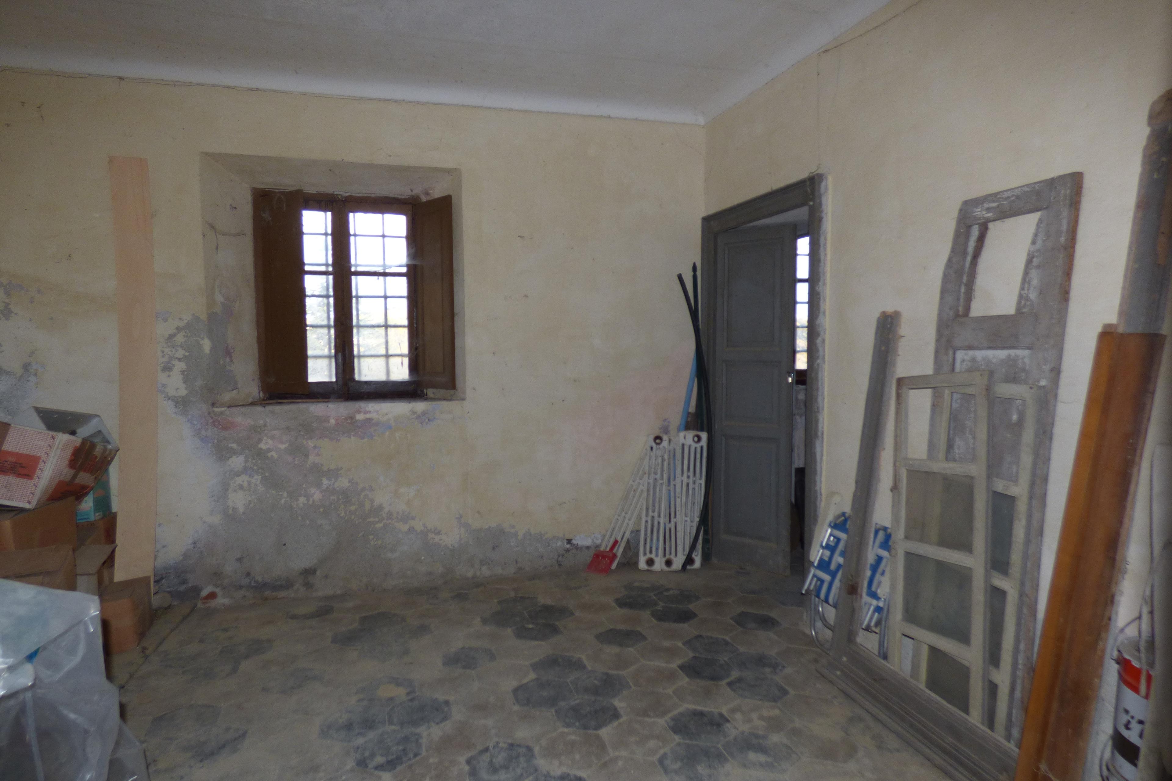 immobile rustico all'asta in Via Palazzo Rosso 5 Sale delle Langhe (CN) - 2