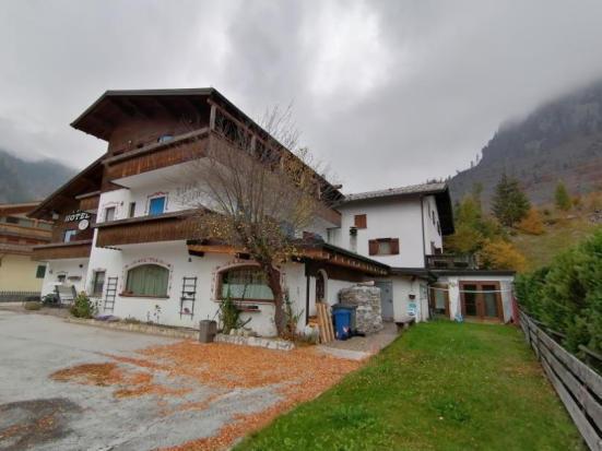 immobile hotel - albergo all'asta in Loc Col di Rocca, Loc Col di Rocca - 32020 Rocca Pietore (BL) - 5