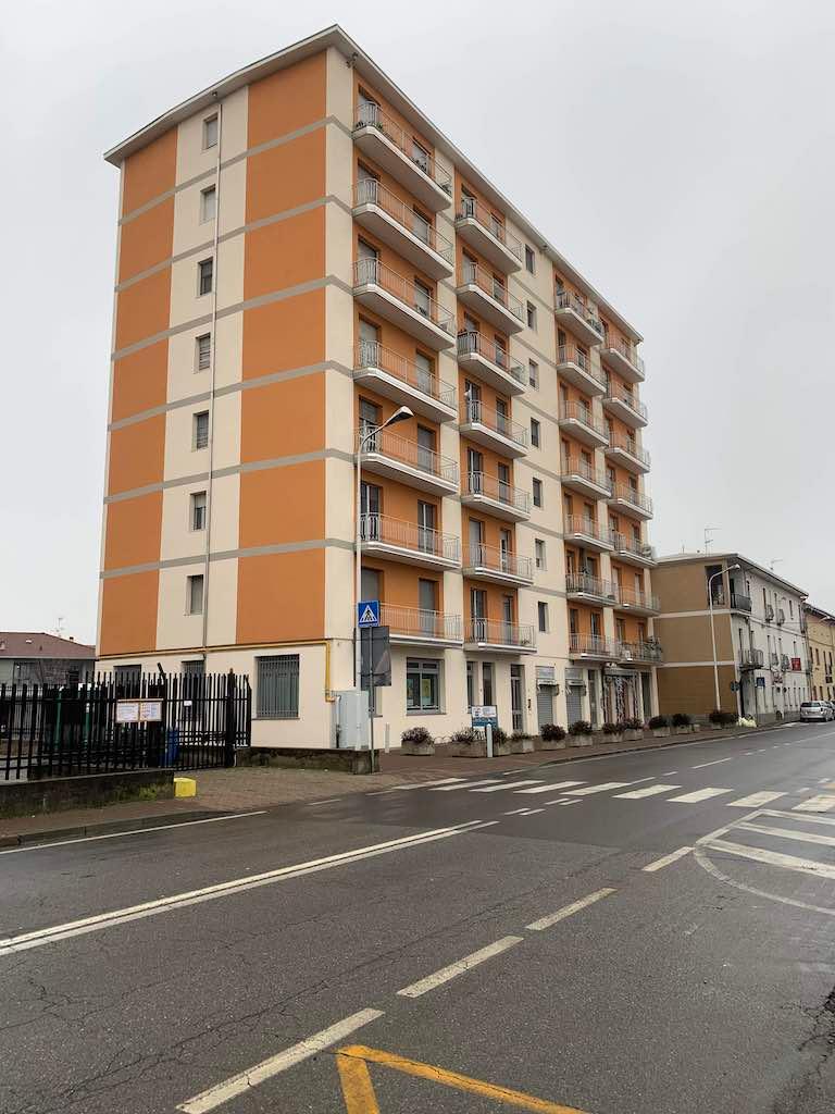 immobile appartamento all'asta in Via Magistrini n 11 - 28015 Momo (NO) - 3