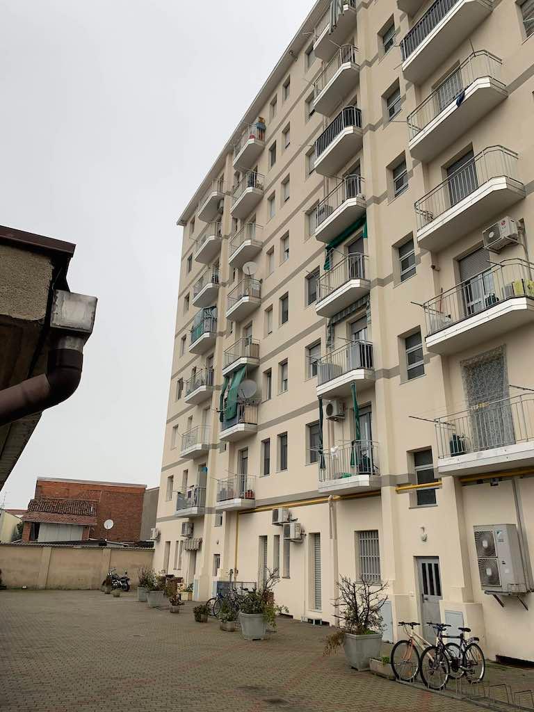 immobile appartamento all'asta in Via Magistrini n 11 - 28015 Momo (NO) - 4