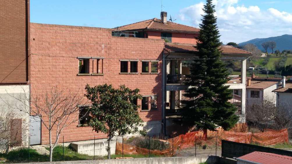 immobile appartamento all'asta in Viale Giuseppe Verdi n 78 - 05026 Montecastrilli (TR) - 4