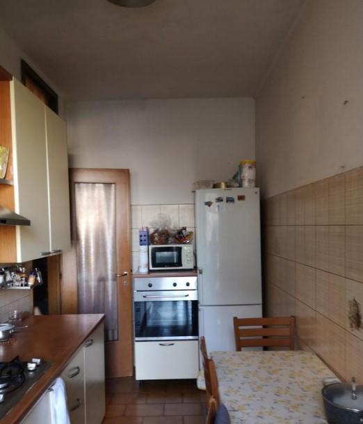 immobile TRILOCALE CON CANTINA E BOX AUTO ALL'ASTA IN VIA BELGIOIOSO, MILANO (MI) - 4