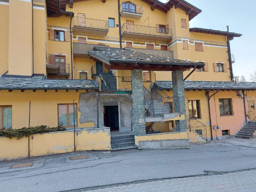 immobile appartamento all'asta in Frazione Periasc SNC - 11020 Ayas (AO) - 3