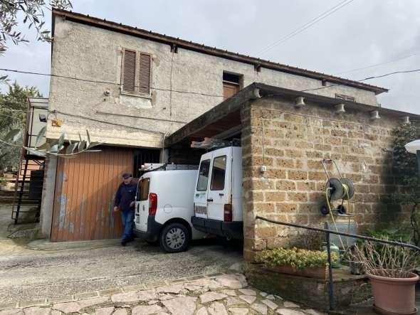 immobile terreno all'asta in Loc Viole - 06081 Assisi (PG) - 1