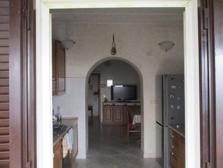 immobile QUADRILOCALE CON BALCONE E TERRAZZO ALL'ASTA IN VIA NISCEMI, ROMA (RM) - 2