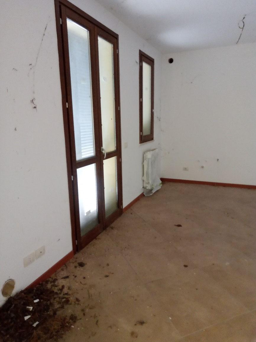 immobile appartamento all'asta in Via FRatelli Rosselli - 61010 Tavullia (PU) - 1