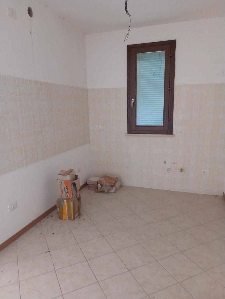 immobile appartamento all'asta in Via Fratelli  Roselli - 61010 Tavullia (PU) - 4