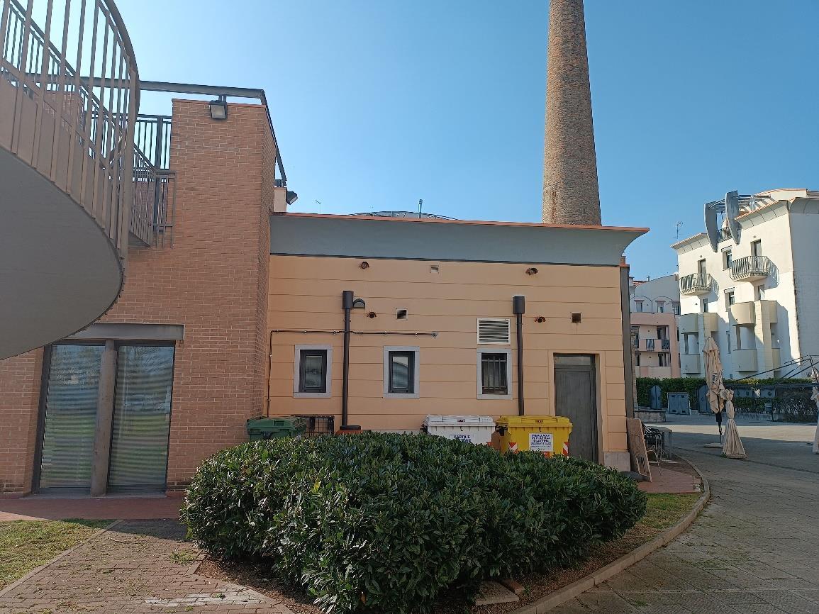 immobile attivita commerciale all'asta in Piazzale Salvo D'Acquisto 7 - 34074 Monfalcone (GO) - 3