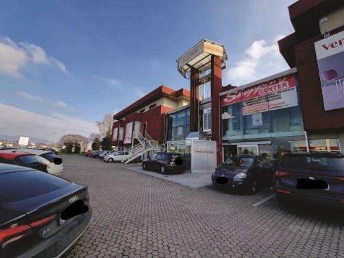 immobile ufficio all'asta in Strada Statale n 22 Osnago (LC) - 4