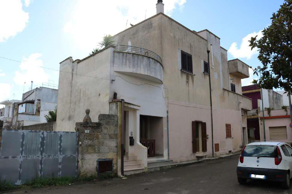 immobile appartamento all'asta in VIA ANTONIO COSTA 35 - 73054 Presicce (LE) - 4