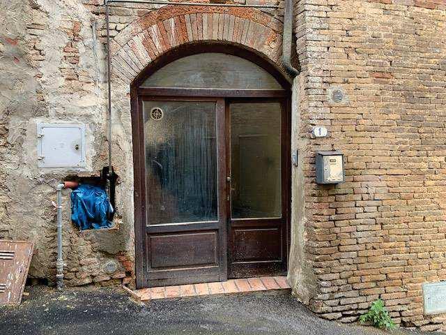 immobile appartamento all'asta in VIA DEL CENERONE N1 - 53034 Colle di Val d'Elsa (SI) - 2