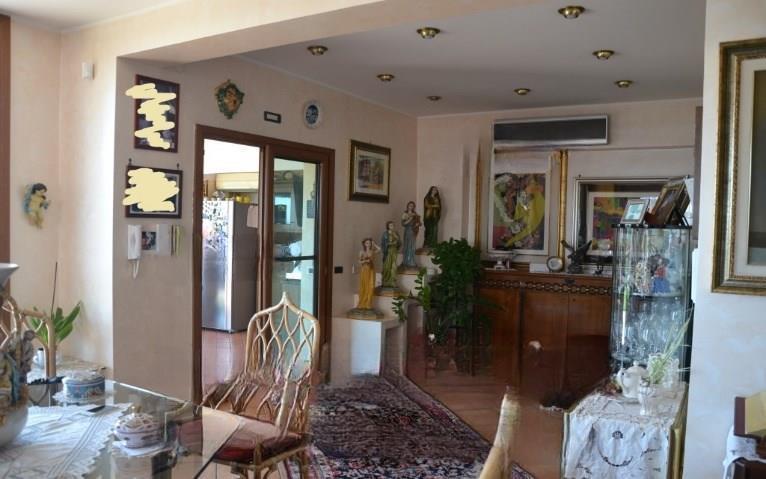 immobile VILLA ALL'ASTA IN VIA NUOVALUCELLO, CATANIA (CT) - 3