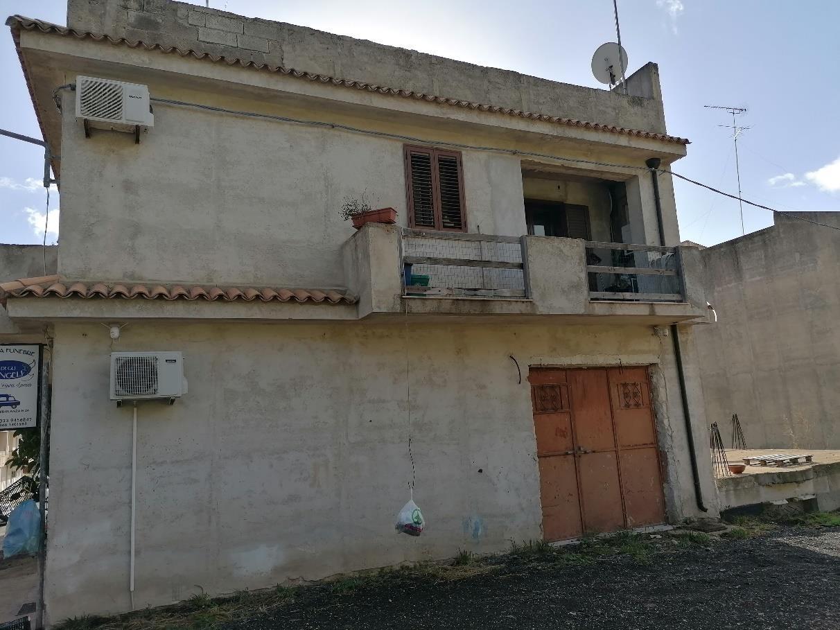 immobile appartamento all'asta in Via dei Garofani n 1, angolo con via da denominare - 96019 Rosolini (SR) - 4