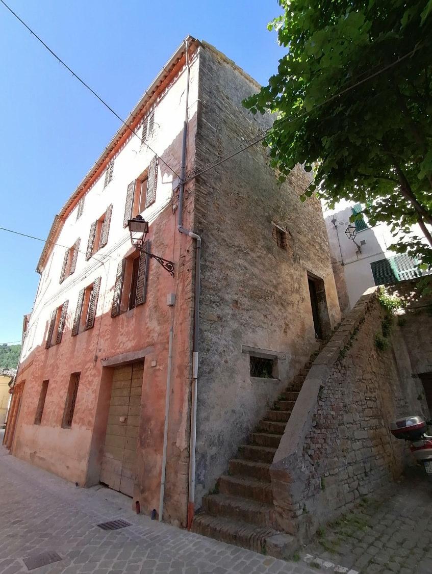 immobile magazzino all'asta in Via G Garibaldi, 7 Serra San Quirico (AN) - 1