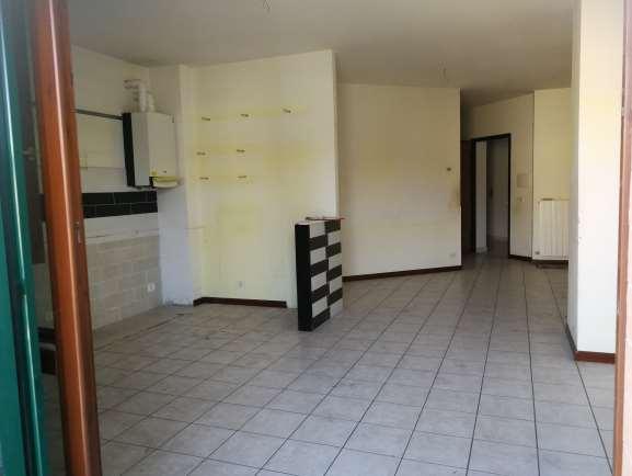 immobile appartamento all'asta in Localita' Piane – Viale della Resistenza snc - 63020 Falerone (FM) - 3