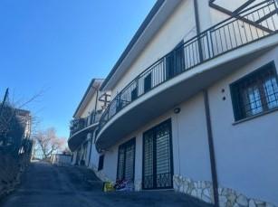 immobile villa all'asta in via Ugo Foscolo n 32-34-36 - 00067 Morlupo (RM) - 1