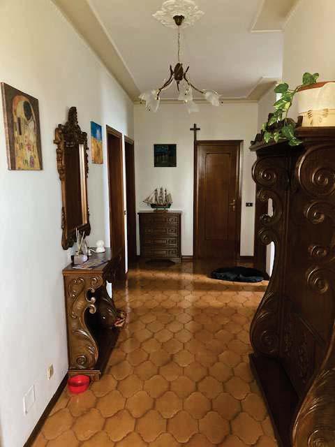 immobile villa all'asta in Via Monte Ortigara n 19 - 31050 Vedelago (TV) - 4