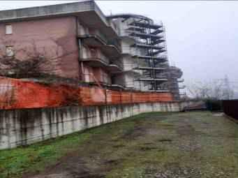 immobile fabbricato all'asta in Viale Carlo Alberto Dalla Chiesa n 65, 67, 69 Valenza (AL) - 1
