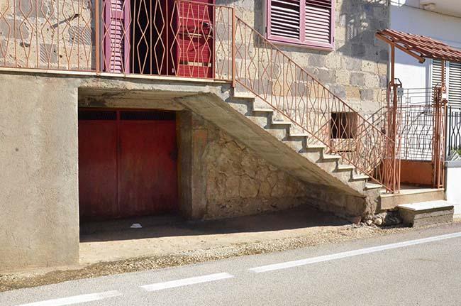 immobile fabbricato all'asta in Via Redipuglia n 6 Pignataro Maggiore (CE) - 2