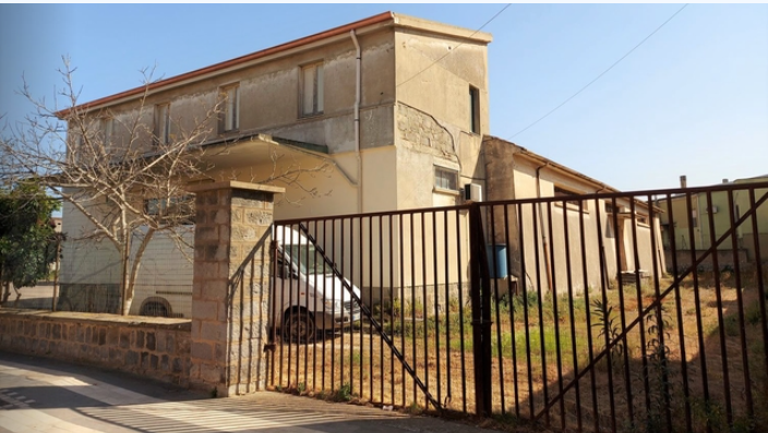 immobile attivita commerciale all'asta in via matteotti, n 15a-b - 9038 Serramanna (-) - 1
