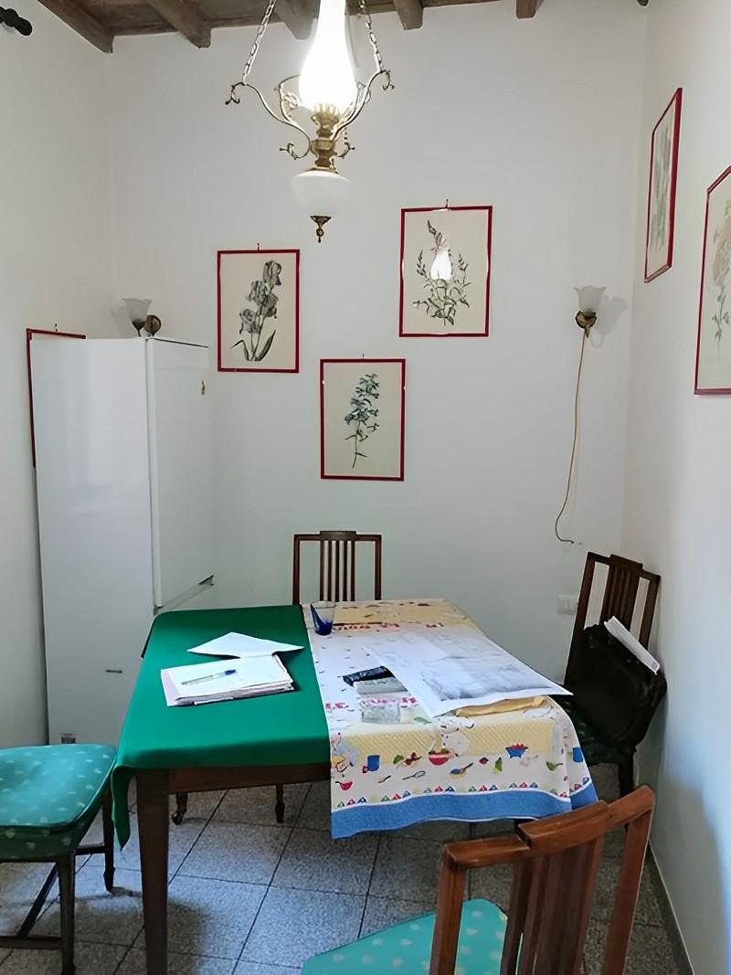 immobile TRILOCALE ALL'ASTA IN VIA URBANA, ROMA (RM) - 2