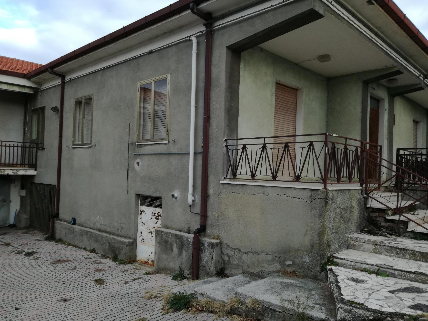 immobile appartamento all'asta in Viale Regina Margherita 92 - 66010 Villamagna (CH) - 2