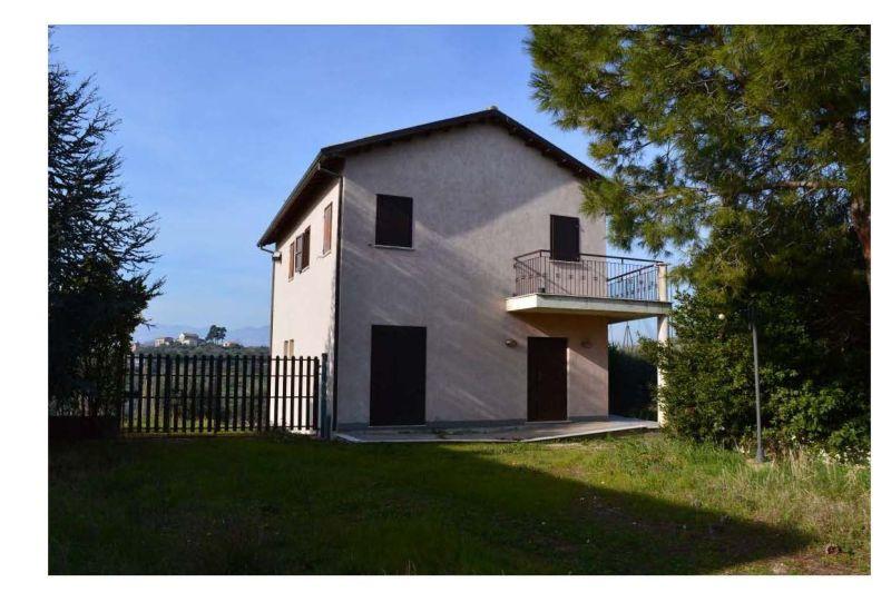 immobile palazzo all'asta in STRADA GIARDINO 76 Città Sant'Angelo (PE) - 1