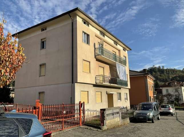 immobile appartamento all'asta in Fraz Brancilione - via Piazzola n 12 - 24030 Corna Imagna (BG) - 1