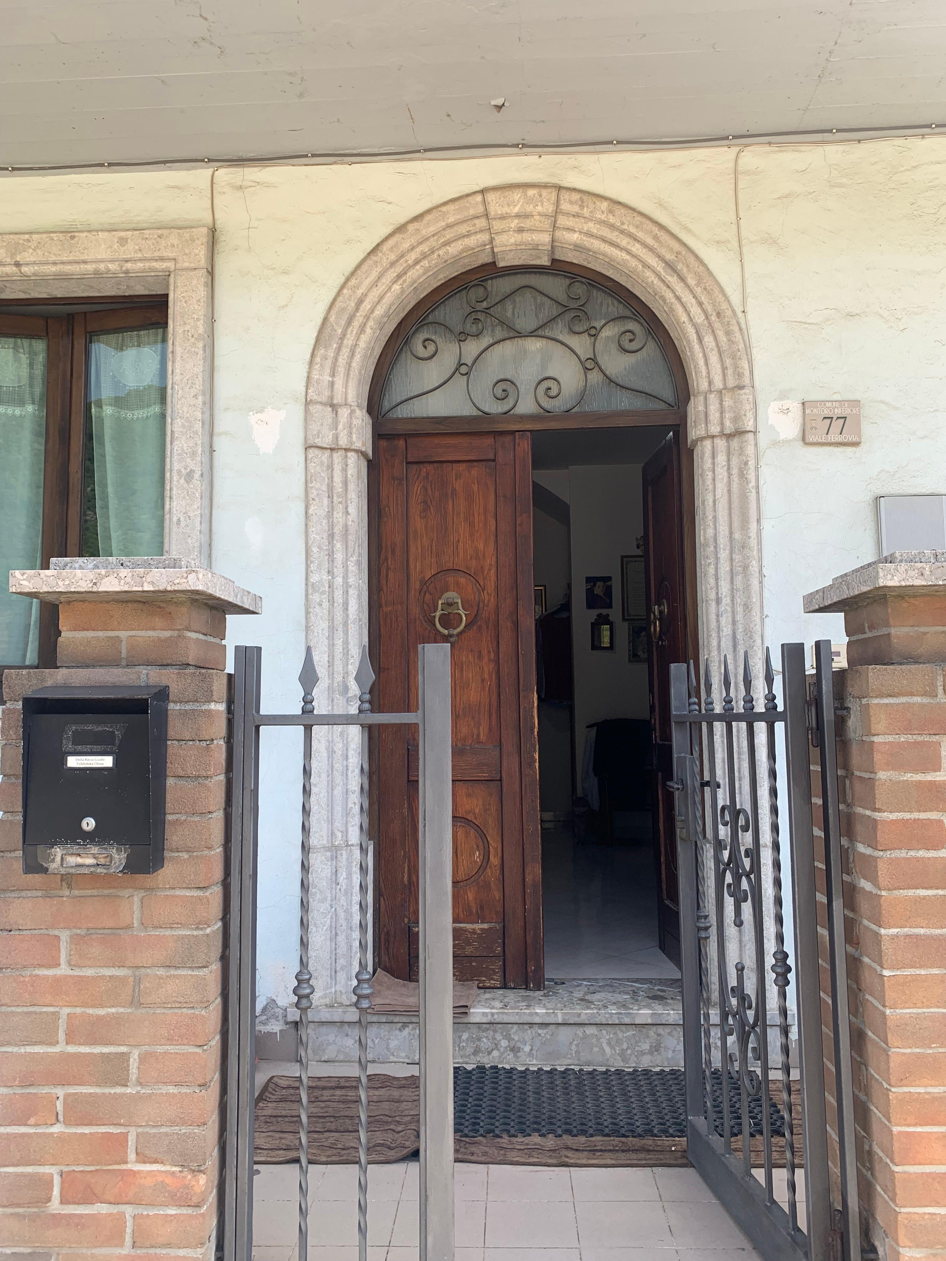immobile appartamento all'asta in VIALE FERROVIA N 77 GIA' VIA CERRATO CAPPELLA N 44 - 83026 Montoro (AV) - 2