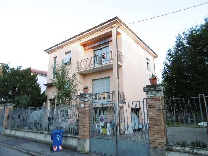 immobile appartamento all'asta in Via Siboni n 32 - 47122 Forlì (FC) - 2