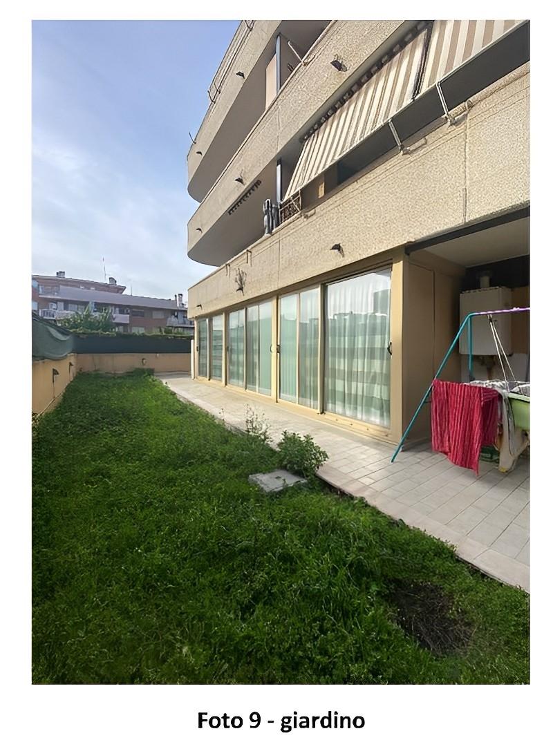 immobile BILOCALE CON GIARDINO E BOXALL'ASTA IN VIA MARIO SOLDATI, ROMA (RM) - 1