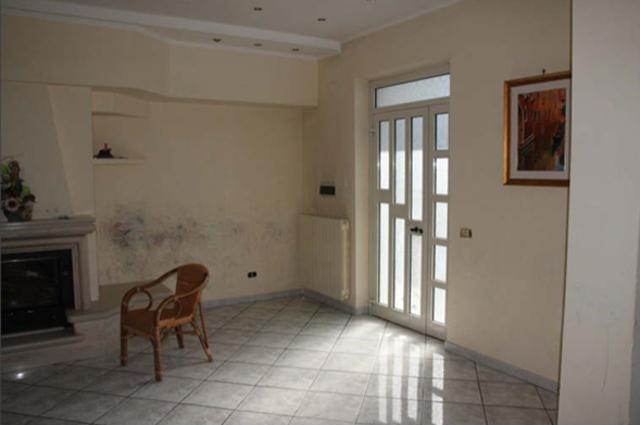 immobile appartamento all'asta in Via Colle Romano 8/Via Colle San Giovanni 8 - 03020 Arnara (FR) - 1