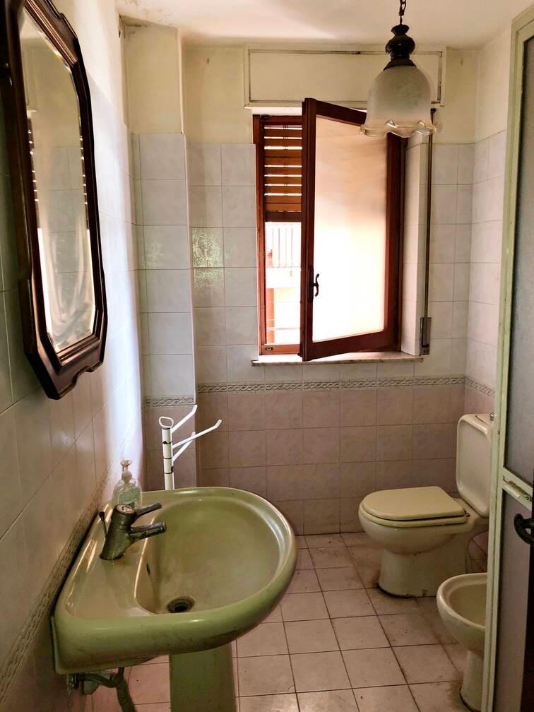 immobile appartamento all'asta in Via Balatelle n 18 - 95037 San Giovanni la Punta (CT) - 4
